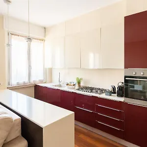 Rosselli 13 Apartament
