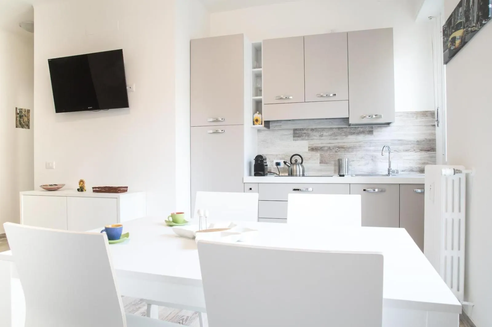 Mi Suzzani Apartment Milan